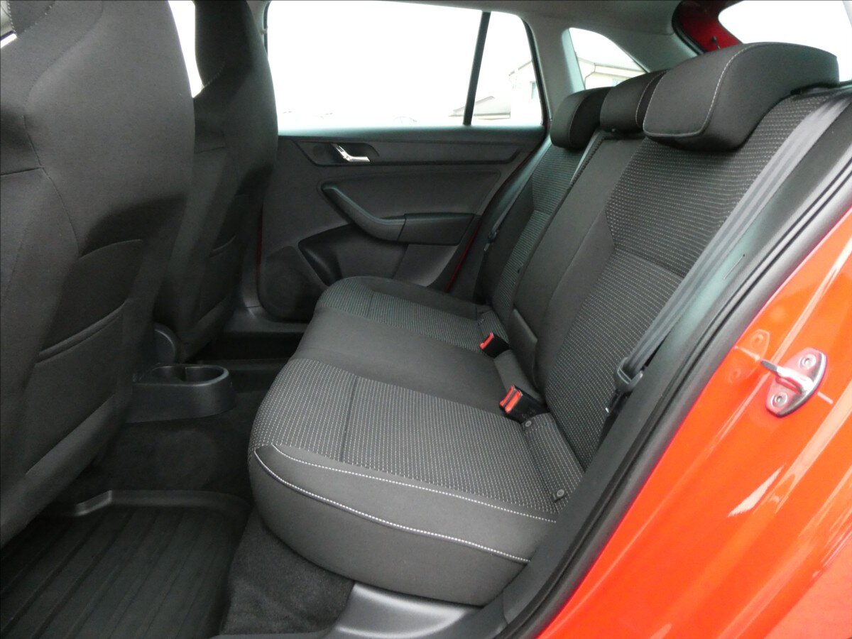 Škoda Rapid Hatchback 1,2 l 77 kw