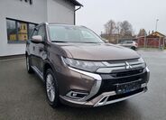 Mitsubishi Outlander 7