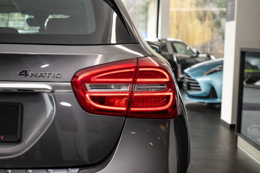 Mercedes-Benz GLA SUV / Terénní 2,1 l 130 kw