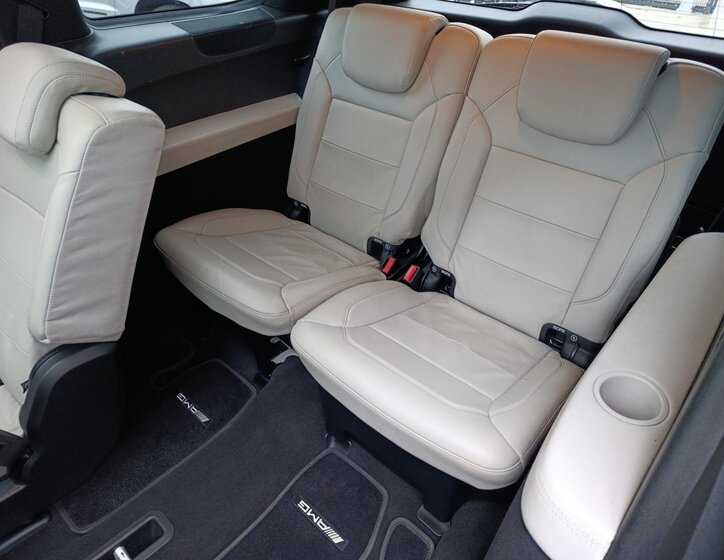 Mercedes-Benz GLS SUV 3,0 l 190 kw