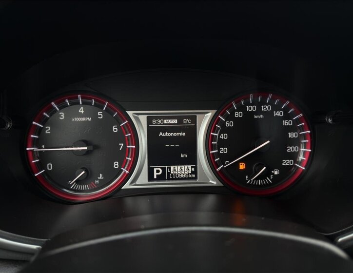 Suzuki Vitara SUV / Terénní 1,4 l 103 kw