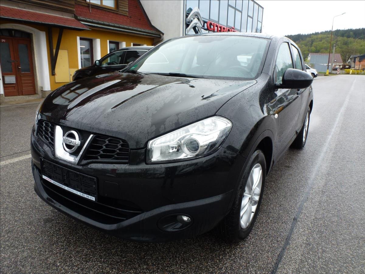 Nissan Qashqai SUV / Terénní 2,0 l 104 kw