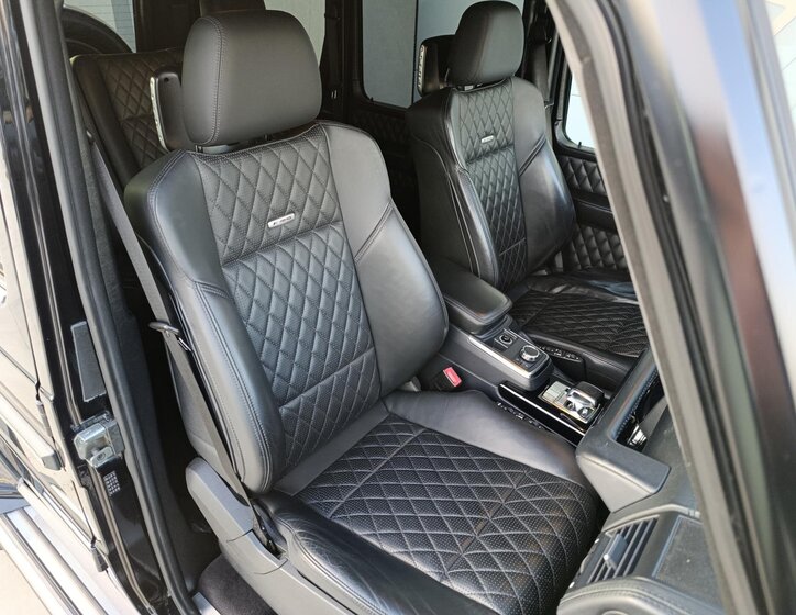 Mercedes-Benz Třídy G SUV / Terénní 5,5 l 400 kw