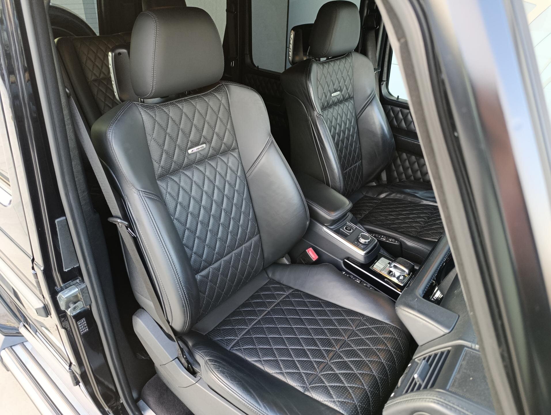 Mercedes-Benz Třídy G SUV / Terénní 5,5 l 400 kw