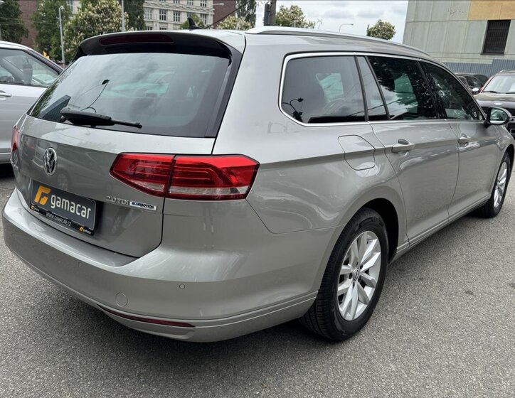 Volkswagen Passat Kombi 2,0 l 110 kw