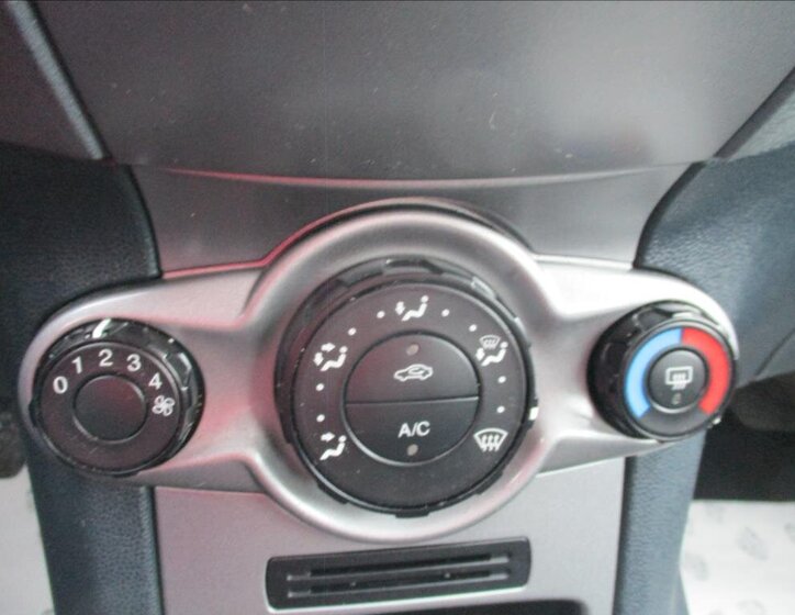Ford Fiesta Hatchback 1,2 l 44 kw