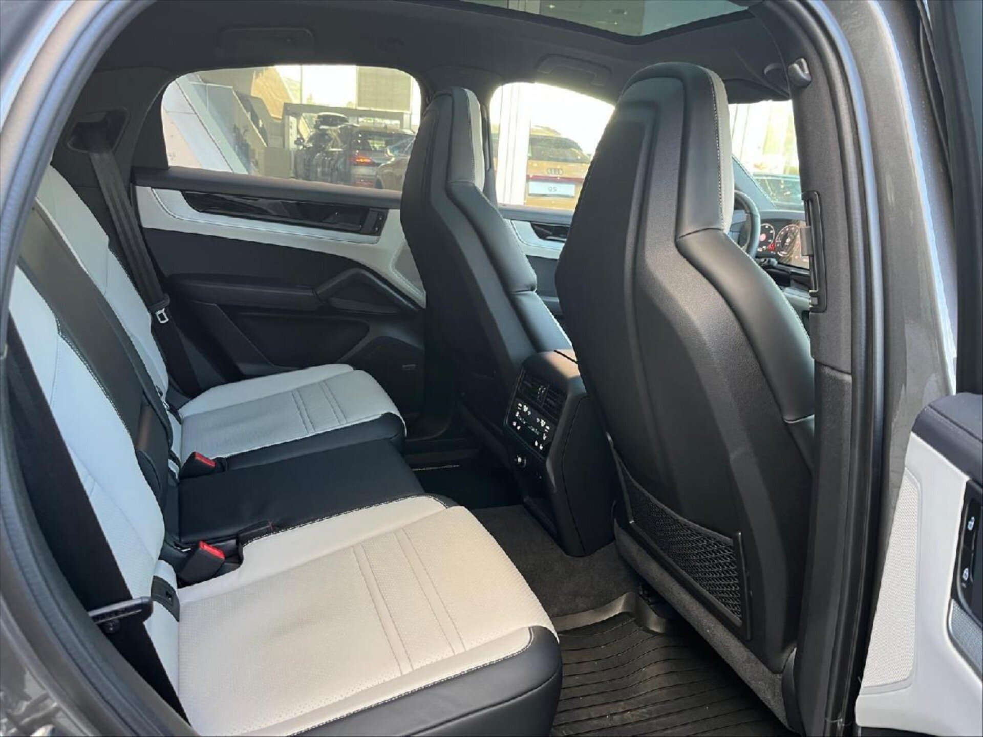 Porsche Cayenne Kupé 4,0 l 349 kw