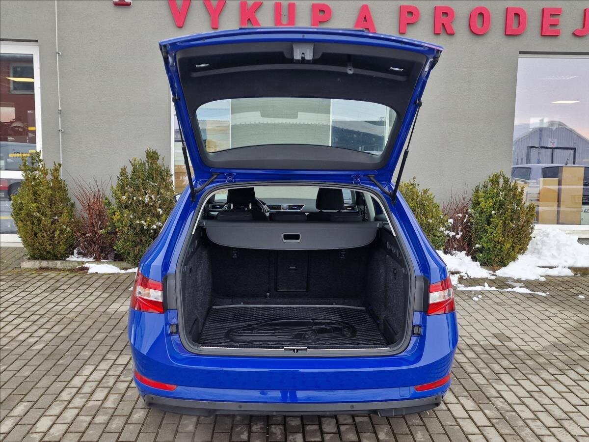 Škoda Superb Kombi 1,5 l 110 kw