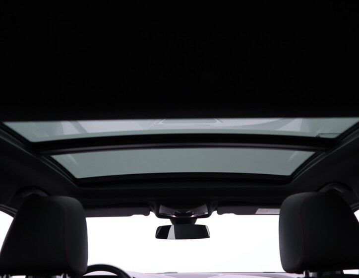 BMW Řada 1 Hatchback 2,0 l 195 kw