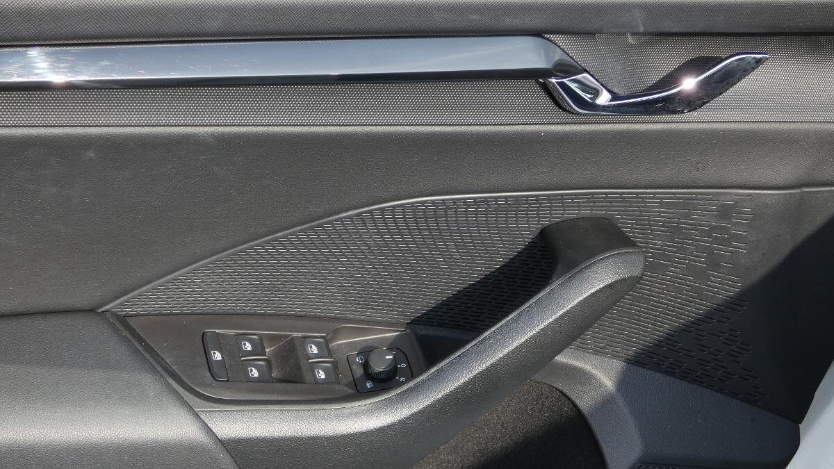 Škoda Octavia Sedan / Limuzína 1,5 l 110 kw