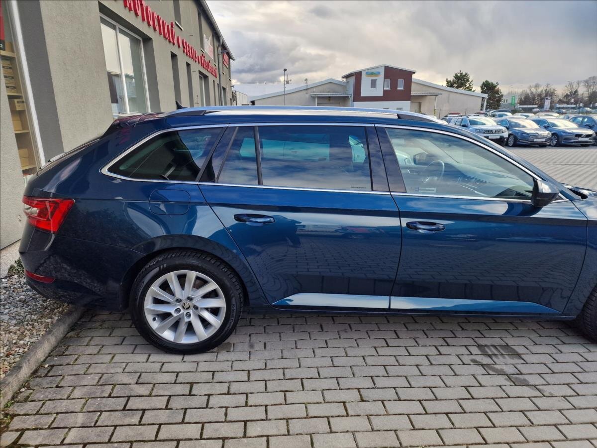 Škoda Superb Kombi 2,0 l 147 kw