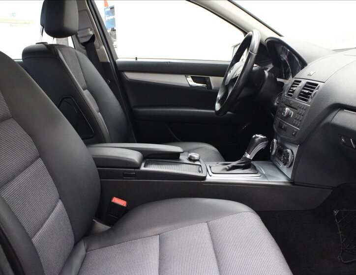 Mercedes-Benz Třídy C 12