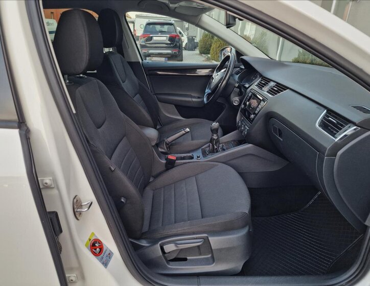 Škoda Octavia Sedan / Limuzína 2,0 l 110 kw