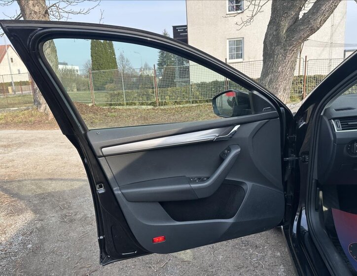 Škoda Octavia Kombi 2,0 l 110 kw