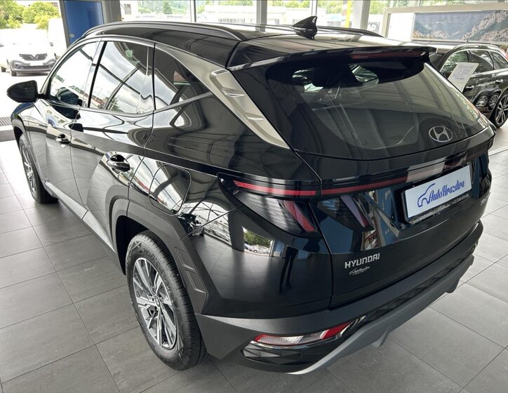 Hyundai Tucson 4