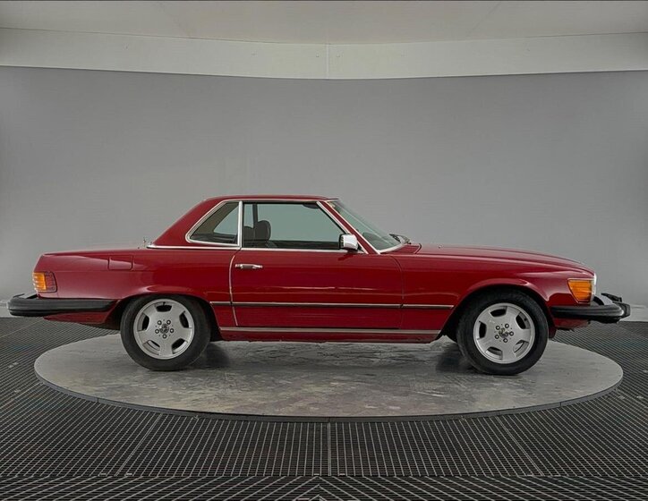Mercedes-Benz SL Kabriolet 4,5 l 160 kw