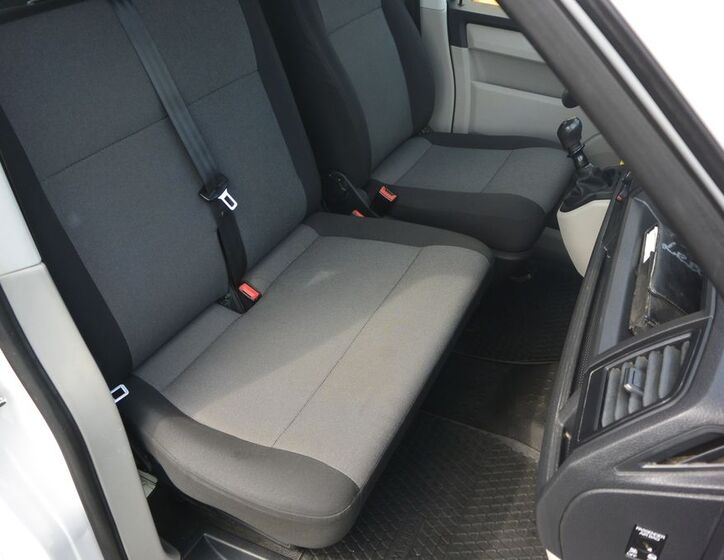 Volkswagen Transporter 30