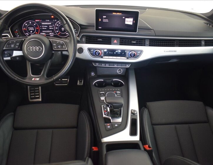 Audi A4 Sedan 2,0 l 140 kw