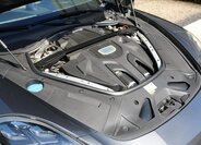 Porsche Panamera 58