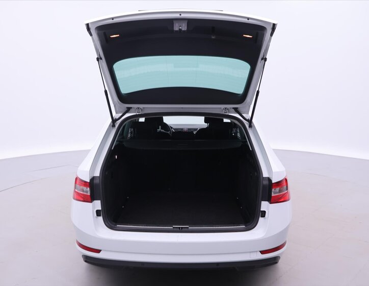 Škoda Superb Kombi 2,0 l 110 kw