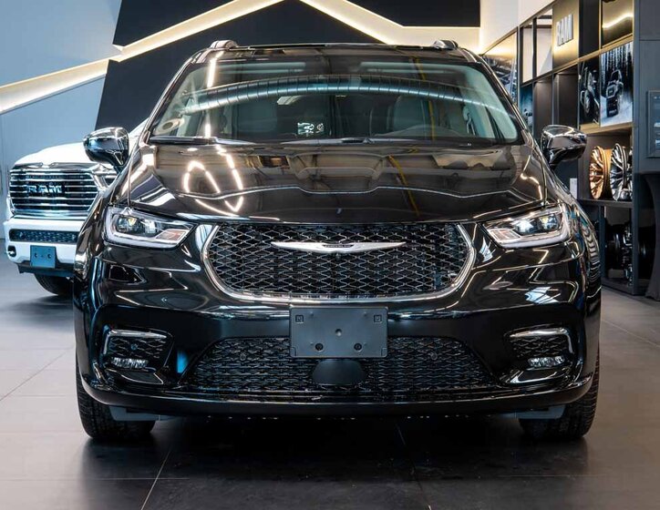 Chrysler Pacifica MPV 3,6 l 221 kw