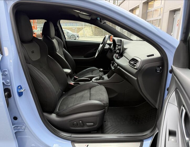 Hyundai i30 Liftback 2,0 l 206 kw