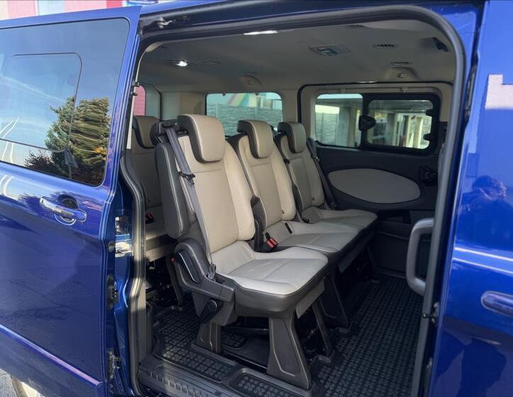 Ford Tourneo 17