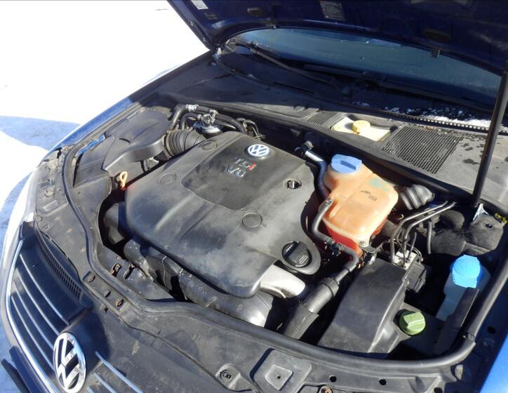 Volkswagen Passat 10