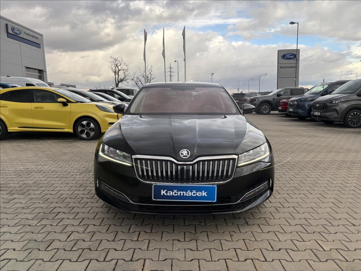 Škoda Superb Sedan / Limuzína 2,0 l 147 kw