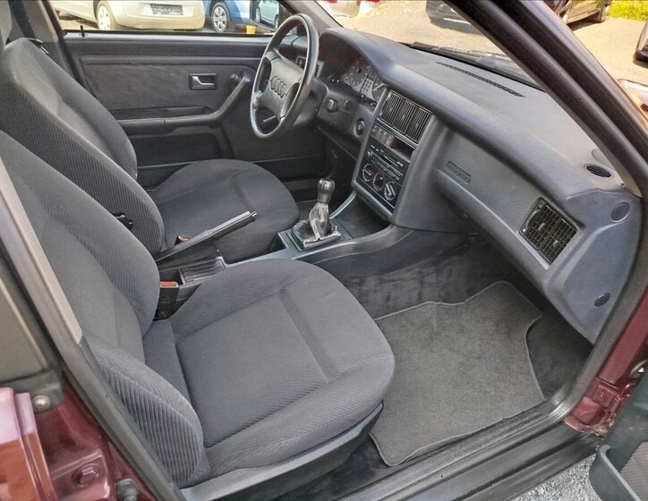 Audi 80 Sedan / Limuzína 2,0 l 66 kw