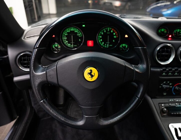 Ferrari 550 Kupé 5,5 l 357 kw