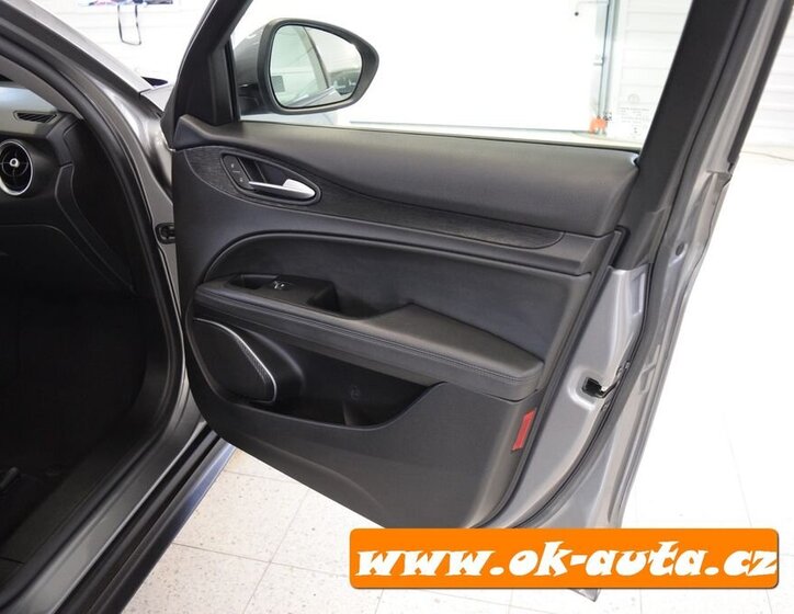 Alfa Romeo Stelvio SUV 0,0 150 kw