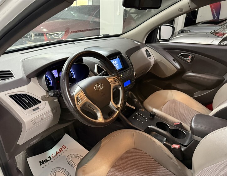 Hyundai ix35 7