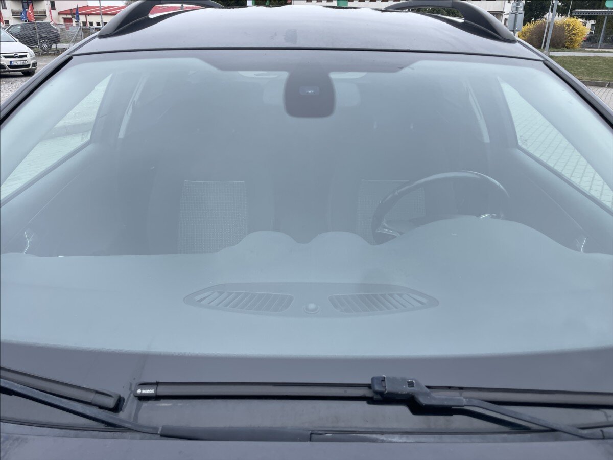 Ford Mondeo Kombi 2,0 l 103 kw