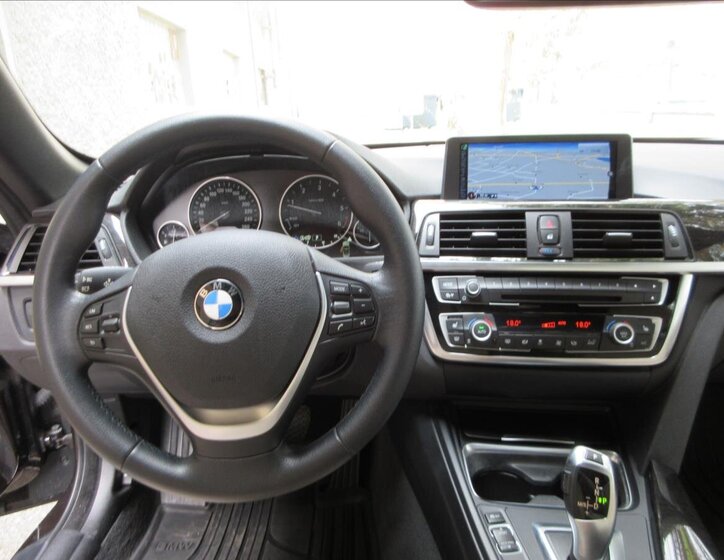 BMW Řada 4 Kabriolet 2,0 l 135 kw