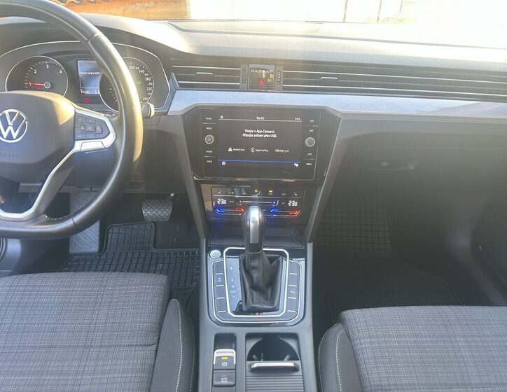 Volkswagen Passat Kombi 2,0 l 110 kw