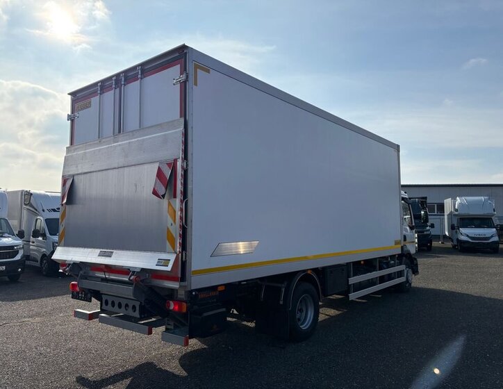 Ostatní Ostatní Ostatní 7,7 l 188 kw