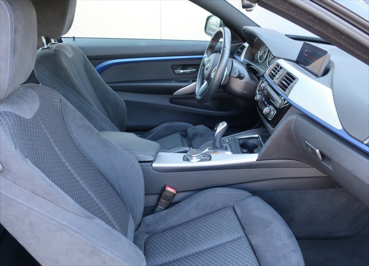 BMW Řada 4 Kupé 3,0 l 190 kw