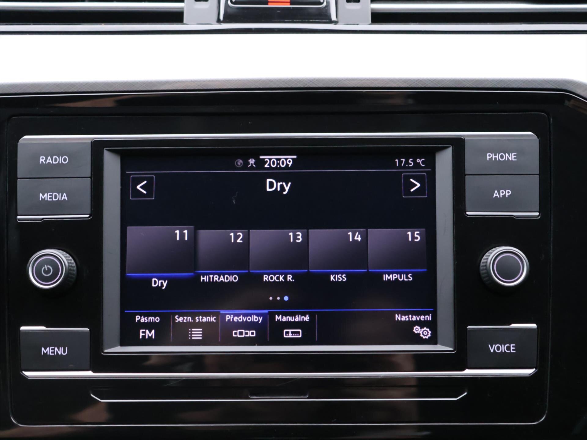 Volkswagen Passat Kombi 1,5 l 110 kw