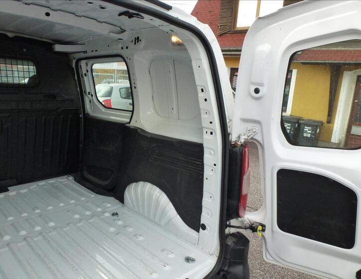 Opel Combo 19