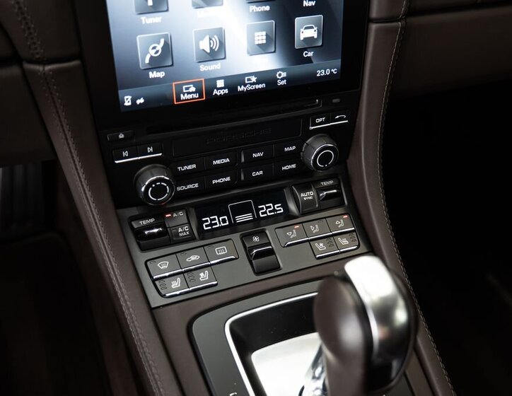 Porsche Cayman Kupé 2,5 l 257 kw