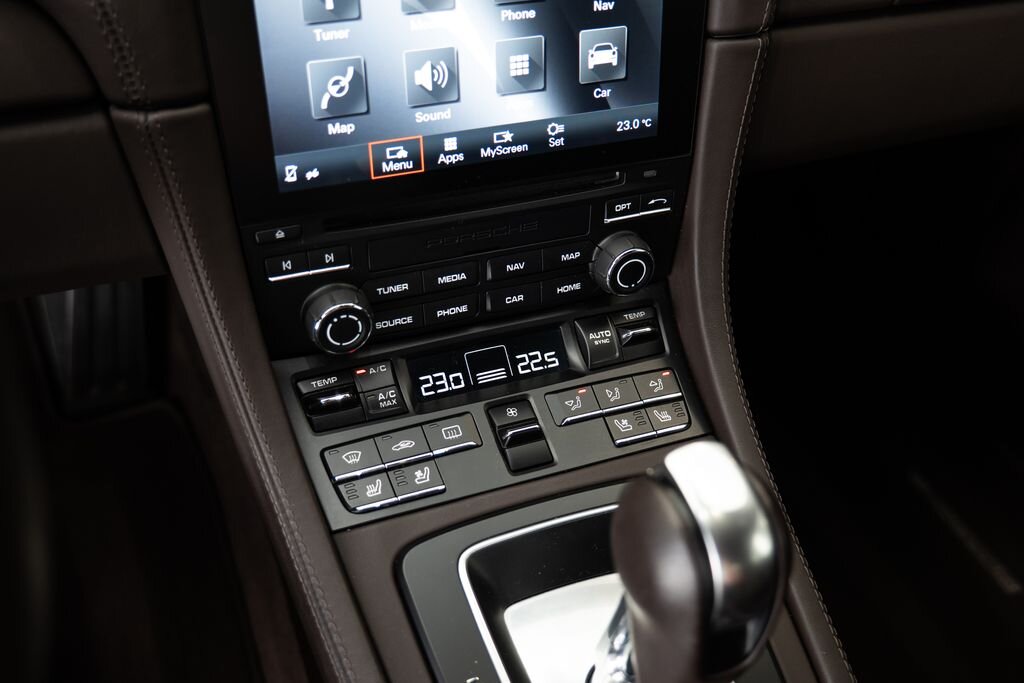 Porsche Cayman Kupé 2,5 l 257 kw