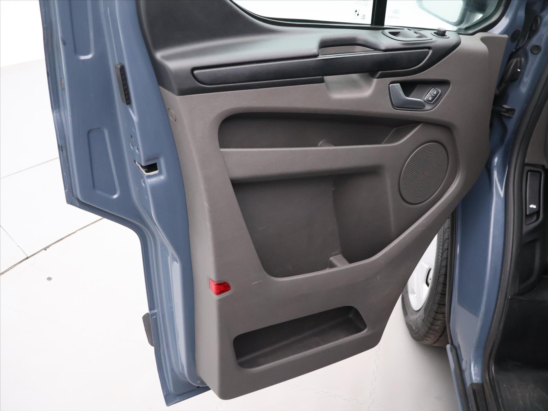 Ford Transit Custom Ostatní 2,0 l 77 kw