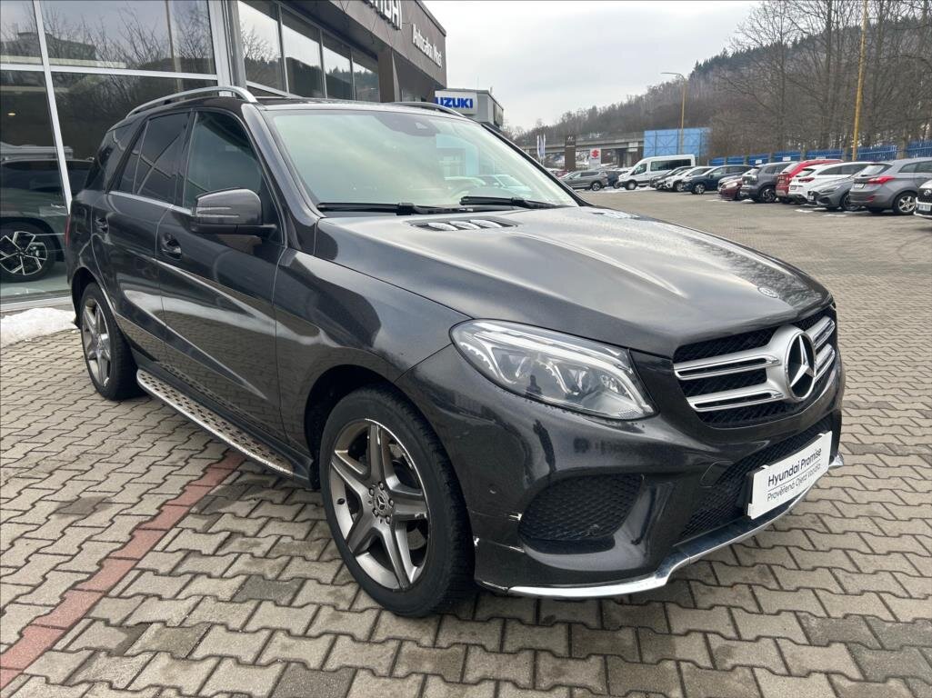 Mercedes-Benz GLE SUV 2,1 l 150 kw