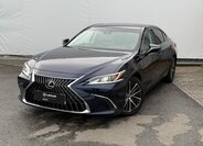 Lexus ES 300h Sedan / Limuzína 2,5 l 131 kw
