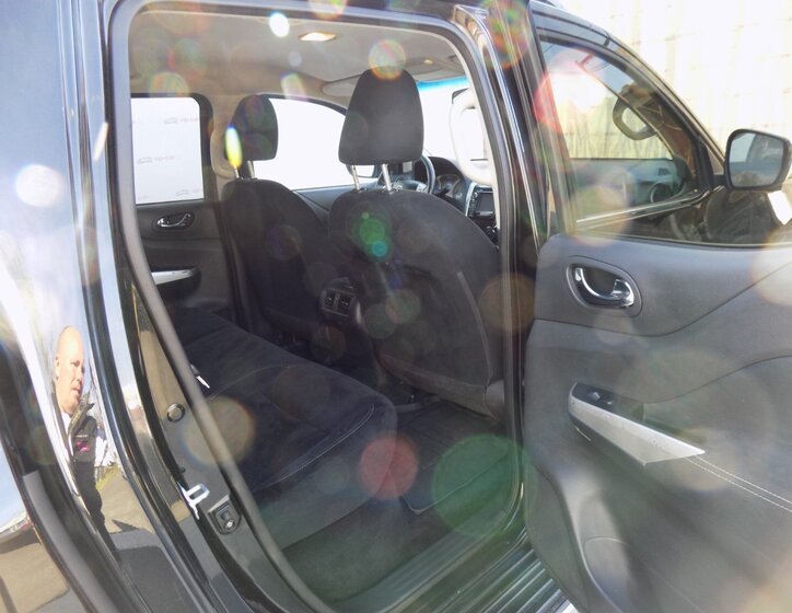 Nissan Navara SUV / Terénní 2,3 l 140 kw