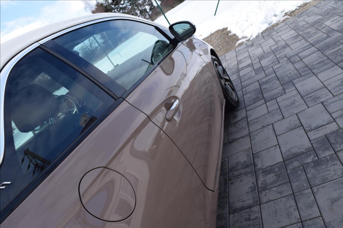 Opel Adam Hatchback 1,2 l 51 kw