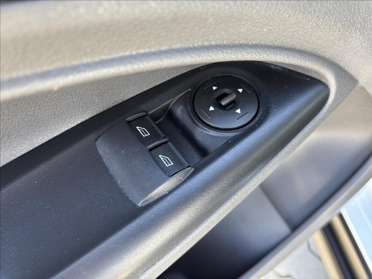 Ford Transit Connect Ostatní 1,5 l 74 kw