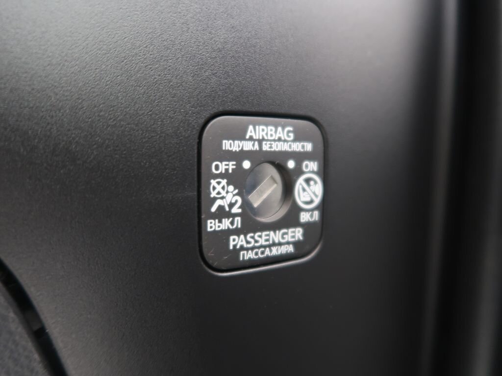 Toyota RAV4 SUV 2,5 l 131 kw