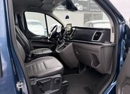 Ford Tourneo Custom 17